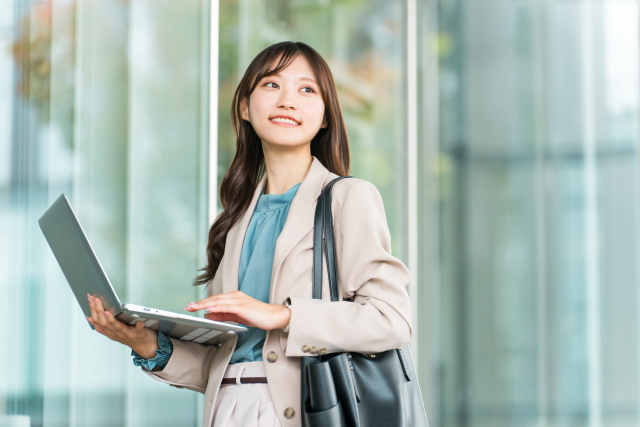 ヒーロー写真(先生と企業人の対話)